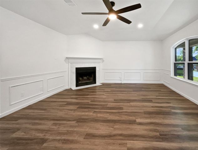 5205 Foley Drive, Arlington, TX 76013