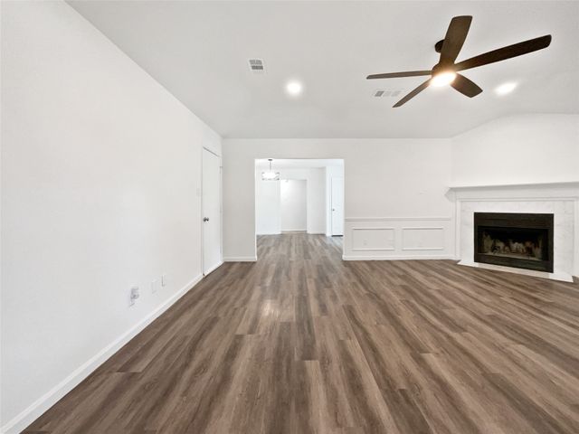 5205 Foley Drive, Arlington, TX 76013