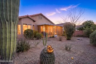 7895 W Morning Light Way, Tucson, AZ 85743
