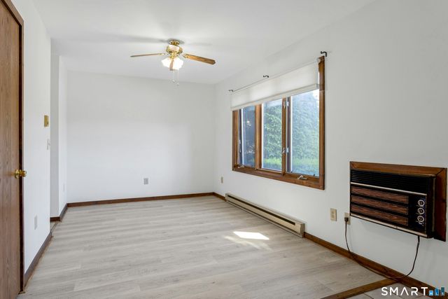18 Twin Oaks 18, New Milford, CT 06776