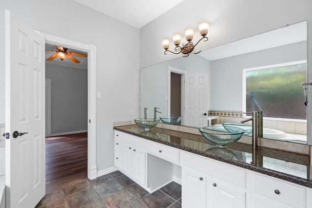 3517 Paint Brush Lane, Bedford, TX 76021