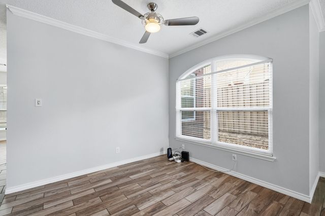 3517 Paint Brush Lane, Bedford, TX 76021