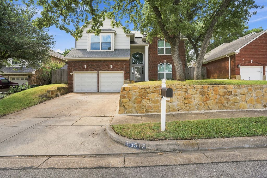 3517 Paint Brush Lane, Bedford, TX 76021