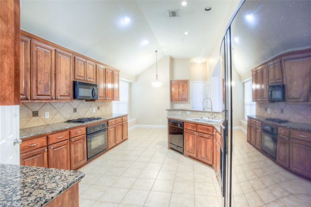 1122 Bridgeway Lane, Allen, TX 75013