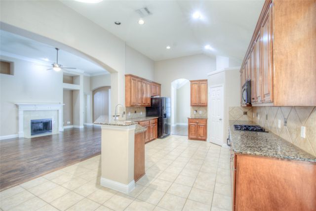 1122 Bridgeway Lane, Allen, TX 75013