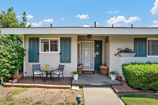 3760 Vista Campana South 48, Oceanside, CA 92057