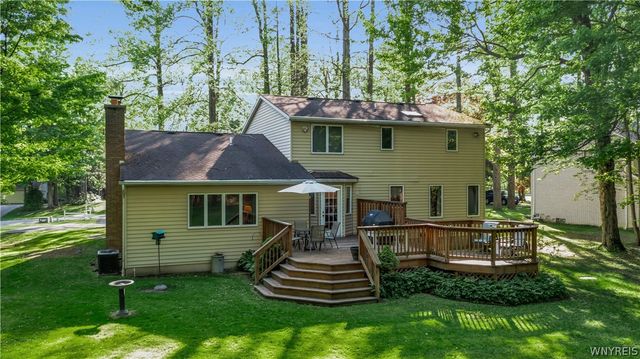 141 Tiffany Lane, Elma, NY 14086