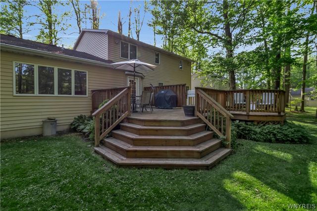 141 Tiffany Lane, Elma, NY 14086
