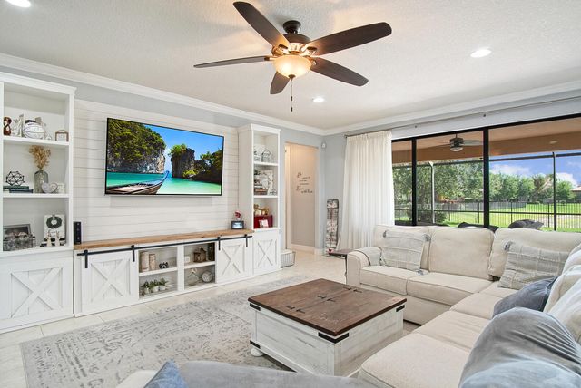 301 SE Huntington Circle, Port St. Lucie, Port St Lucie, FL 34984