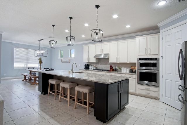 301 SE Huntington Circle, Port St. Lucie, Port St Lucie, FL 34984