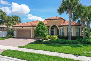 301 SE Huntington Circle, Port St. Lucie, Port St Lucie, FL 34984