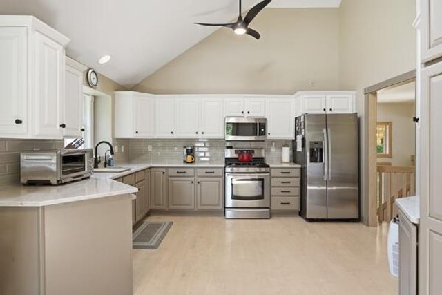 15465 Broadway Street, Lowell, IN 46356