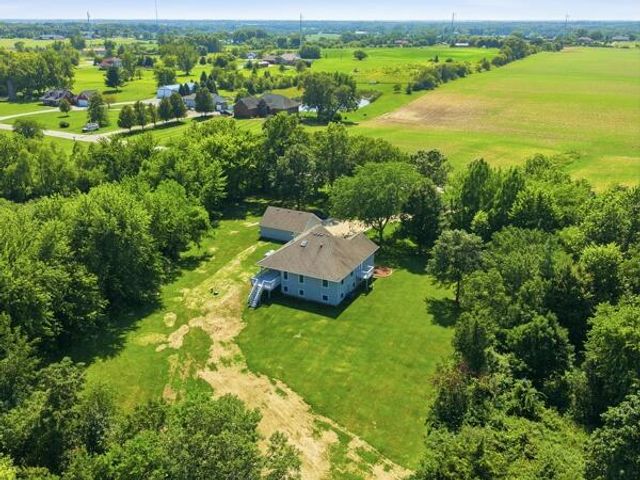 15465 Broadway Street, Lowell, IN 46356