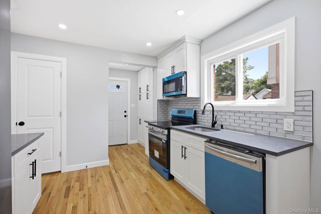 107 E Saint Marks Place, Valley Stream, NY 11580