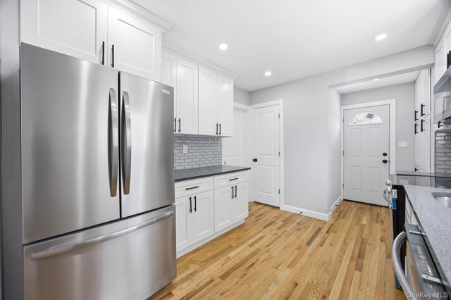 107 E Saint Marks Place, Valley Stream, NY 11580
