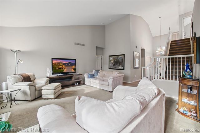 47885 Vistas Circle Drive 70, Canton, MI 48188