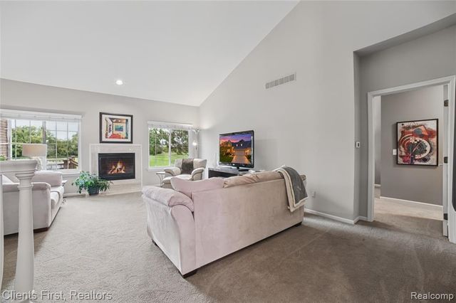 47885 Vistas Circle Drive 70, Canton, MI 48188
