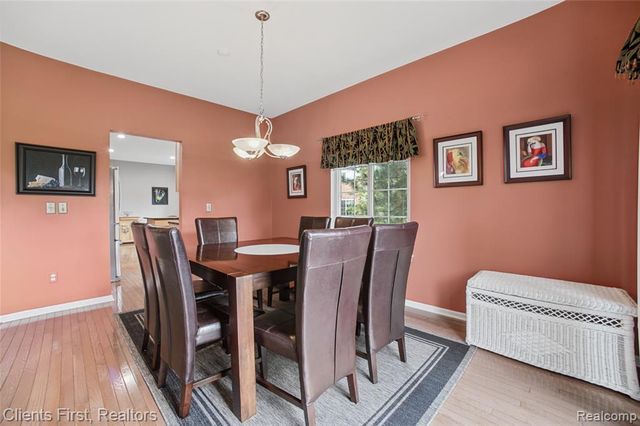 47885 Vistas Circle Drive 70, Canton, MI 48188