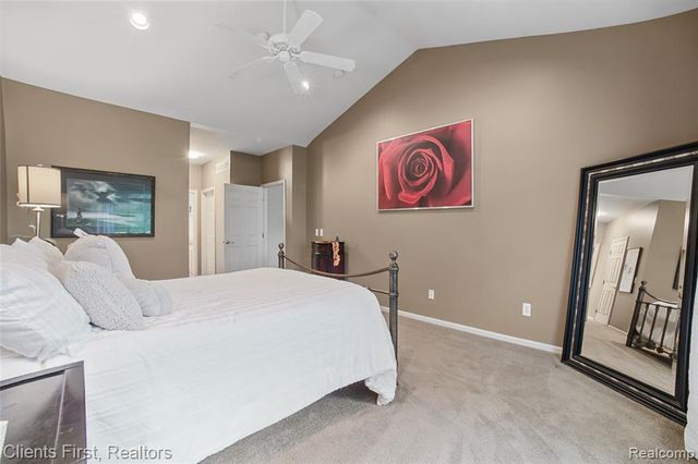 47885 Vistas Circle Drive 70, Canton, MI 48188