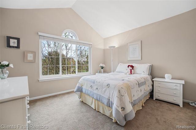 47885 Vistas Circle Drive 70, Canton, MI 48188