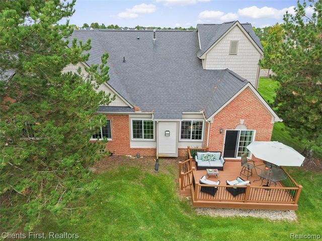 47885 Vistas Circle Drive 70, Canton, MI 48188