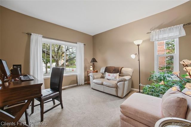 47885 Vistas Circle Drive 70, Canton, MI 48188