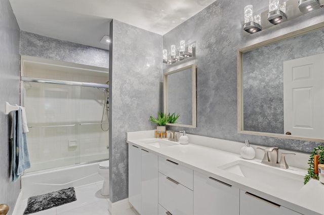 156 Coventry Place, Palm Beach Gardens, FL 33418