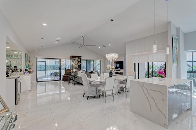 156 Coventry Place, Palm Beach Gardens, FL 33418