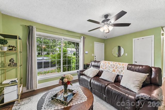933 Clanton Road, Charlotte, NC 28217