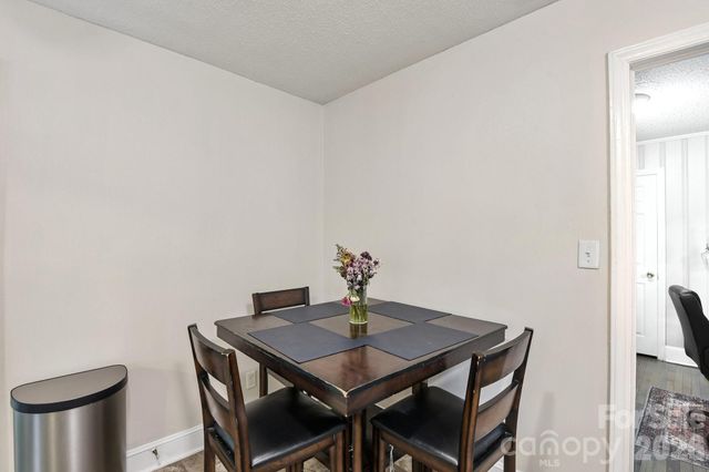 933 Clanton Road, Charlotte, NC 28217