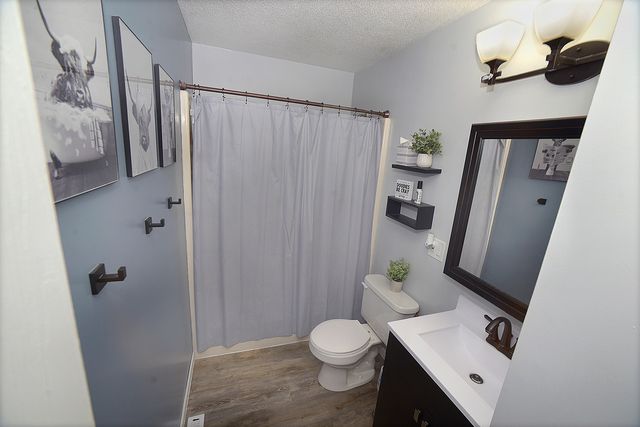 1403 Dakota Drive, Ottawa, IL 61350