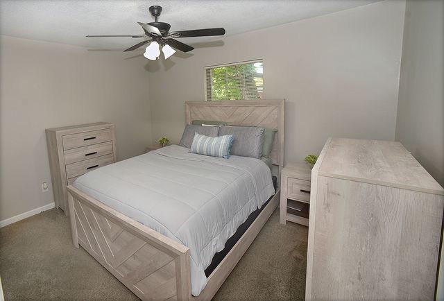 1403 Dakota Drive, Ottawa, IL 61350