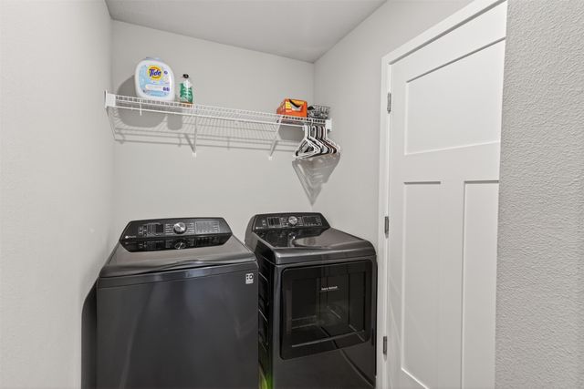 2624 21st Street SW, Altoona, IA 50009