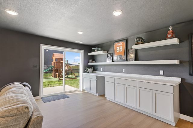 2624 21st Street SW, Altoona, IA 50009