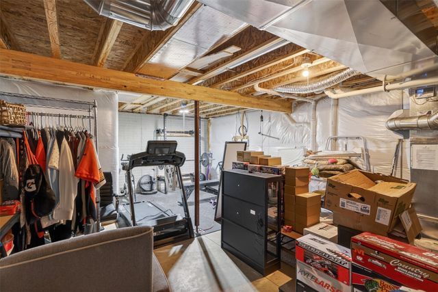 2624 21st Street SW, Altoona, IA 50009