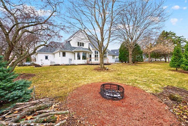 422 E OLDE PALTZER COURT, Appleton, WI 54913