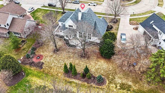 422 E OLDE PALTZER COURT, Appleton, WI 54913