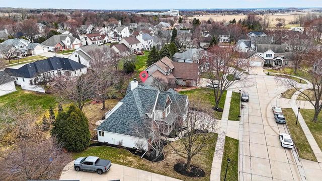 422 E OLDE PALTZER COURT, Appleton, WI 54913