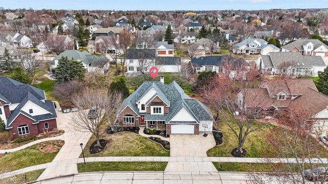 422 E OLDE PALTZER COURT, Appleton, WI 54913