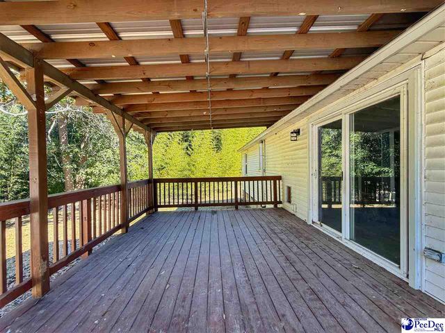 405 E 1st Avenue, Lake View, SC 29565