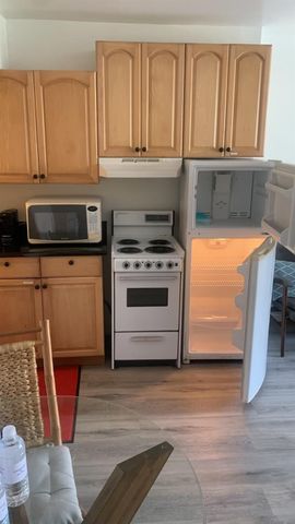 19201 Collins Avenue 231, Sunny Isles Beach, FL 33160