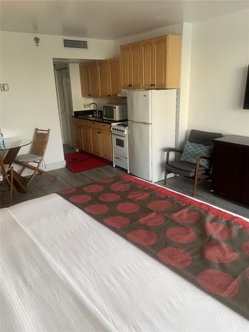 19201 Collins Avenue 231, Sunny Isles Beach, FL 33160