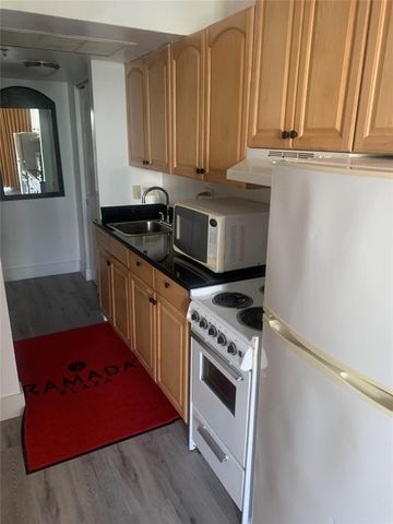 19201 Collins Avenue 231, Sunny Isles Beach, FL 33160