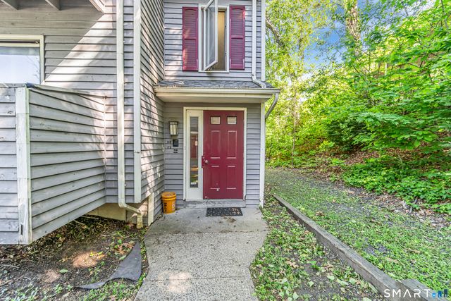 520 Vincellette Street C1, Bridgeport, CT 06606