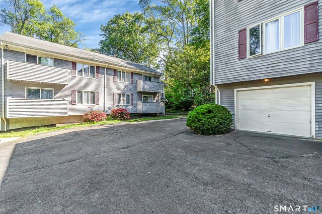520 Vincellette Street C1, Bridgeport, CT 06606