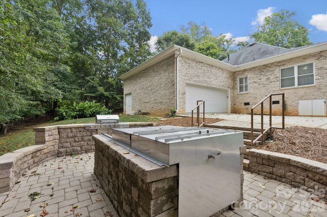 8834 Wingard Road, Waxhaw, NC 28173