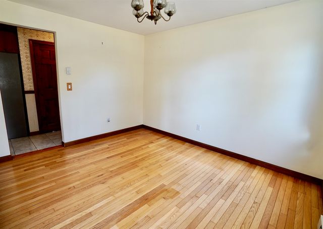 2 Jeffrey Drive, Hampton, NH 03842