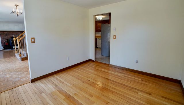 2 Jeffrey Drive, Hampton, NH 03842