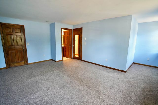 2 Jeffrey Drive, Hampton, NH 03842