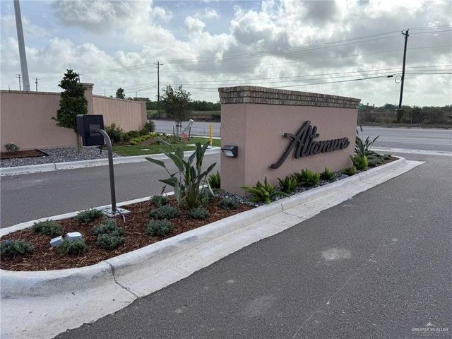 305 Napa Street, Weslaco, TX 78599